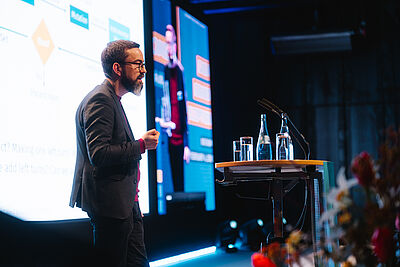 Kevin Borgolte auf der Bühne