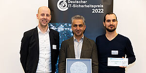 Die Gewinner des 1. Preises Pascal Sasdrich, Amir Moradi und Nicolai Müller.