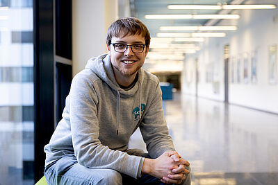 Tobias Scharnowski is PhD student at the Horst Görtz Institute for IT Security.